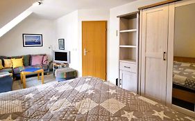 Seestr. 75 a Haus A ( links )
